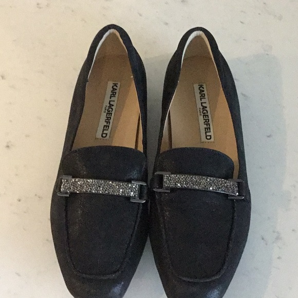 New. Never worn.  Leather upper. Loafer. - Picture 4 of 4